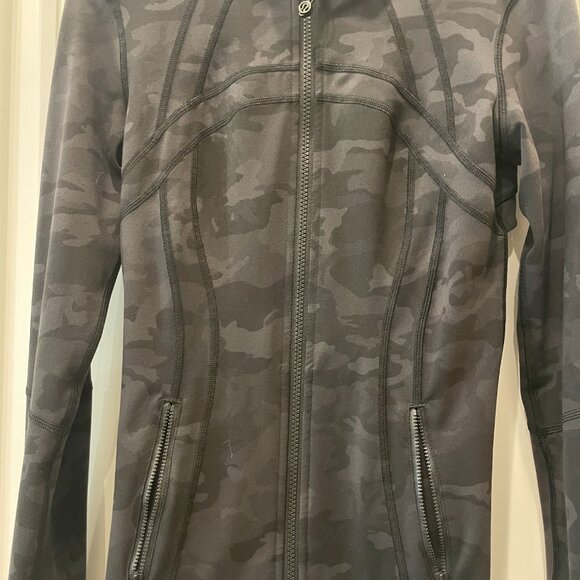 Define Lululemon Jacket Size 6 - Picture 4 of 5